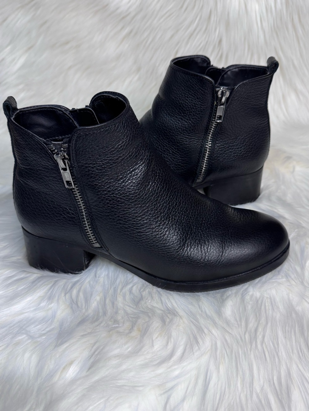 Women’s Clarks Black Leather Ankle Boots with Side Zipper